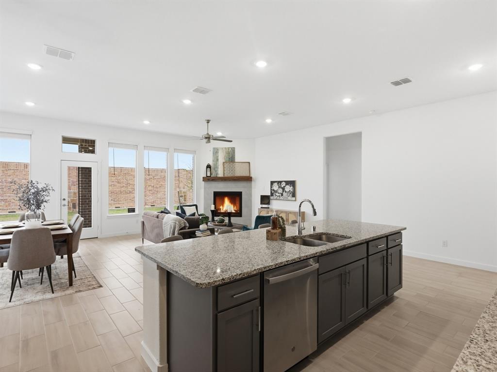 541 Breeds Hill Road