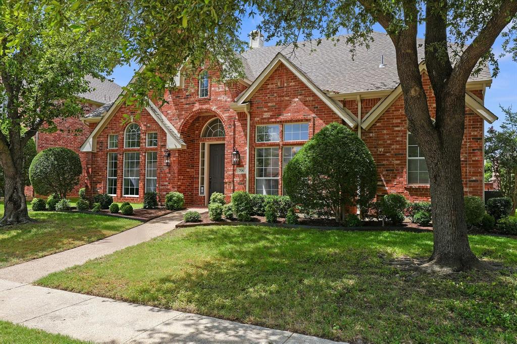 706 Graywood Lane