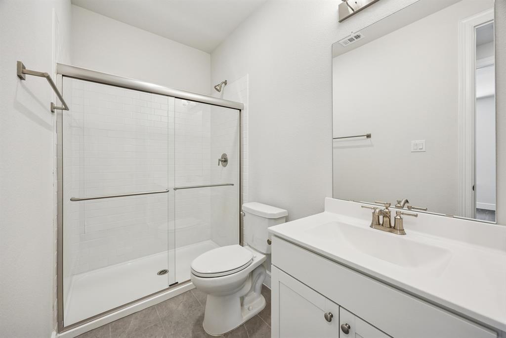 Lincoln Pointe - Residential