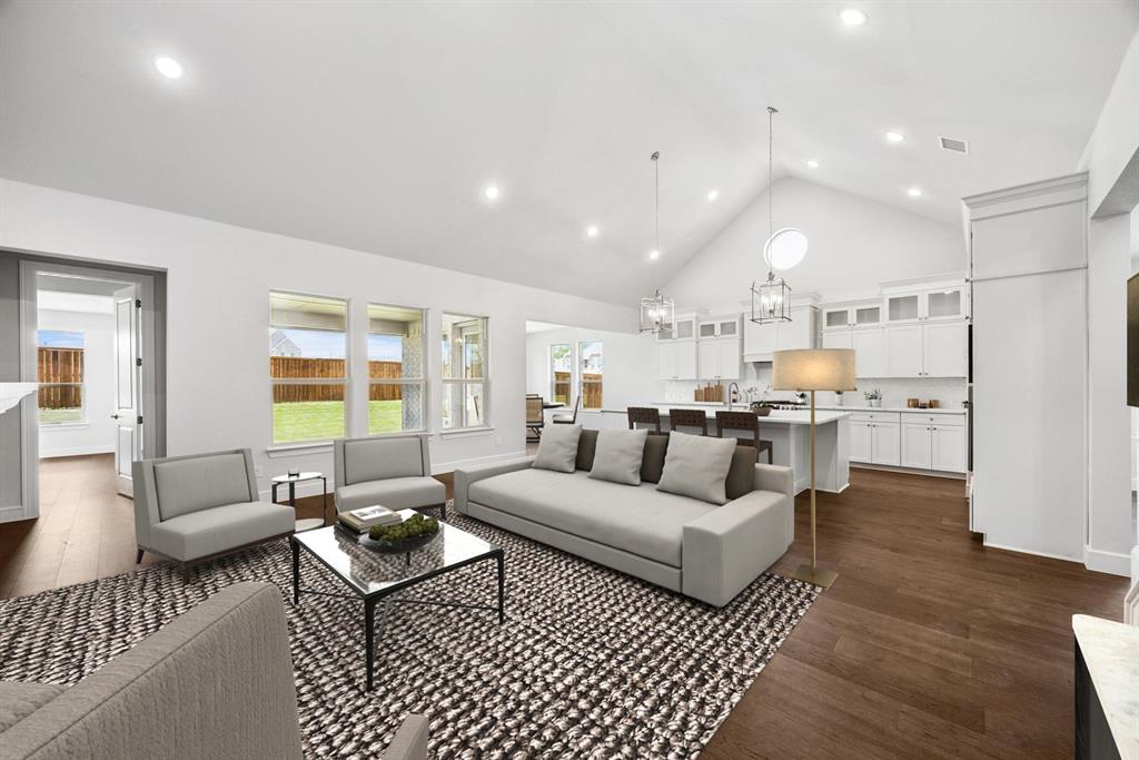 Lincoln Pointe - Residential