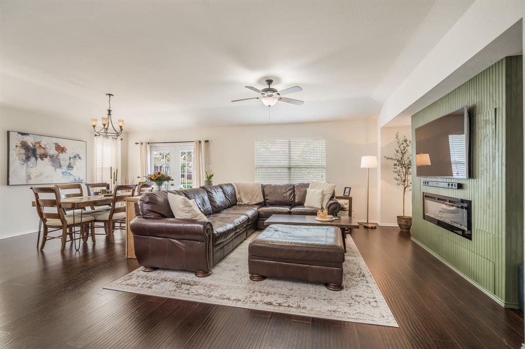 The Cascades At The Legends Ph - Residential Lease