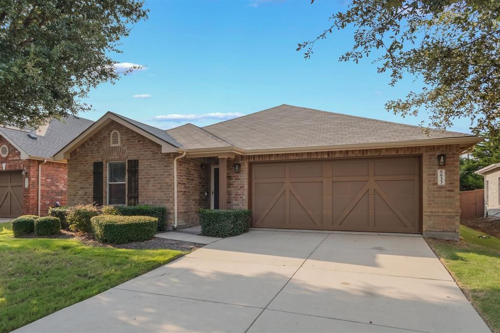 The Cascades At The Legends Ph - Residential Lease