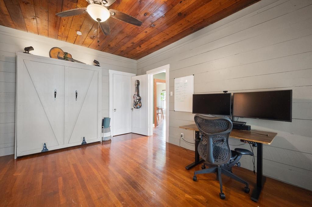 Kerens Ot - Residential