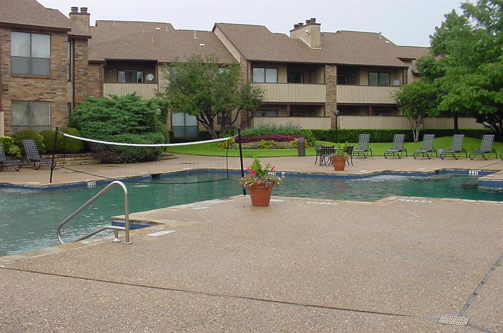 Cloisters Condo The - Residential