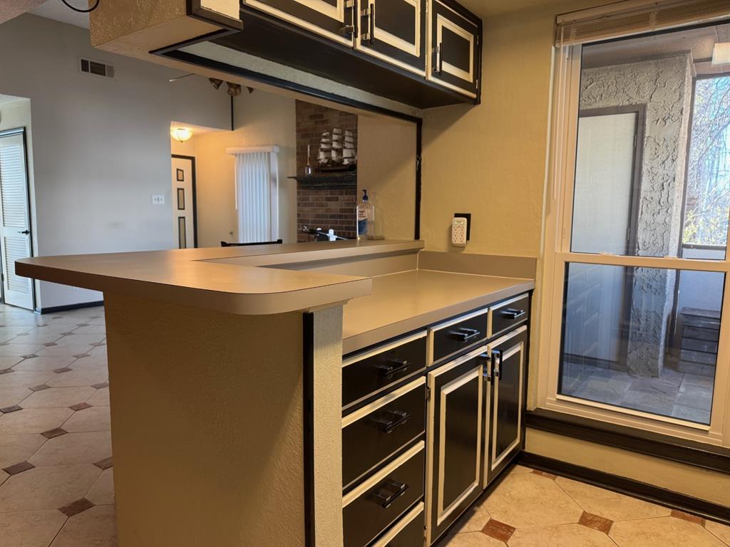 Cloisters Condo The - Residential