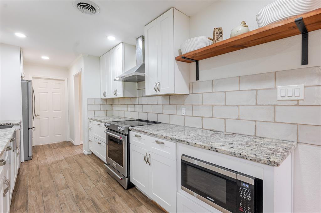 11839 High Meadow Drive