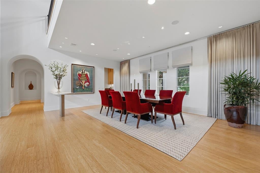 220 La Jolla Cove