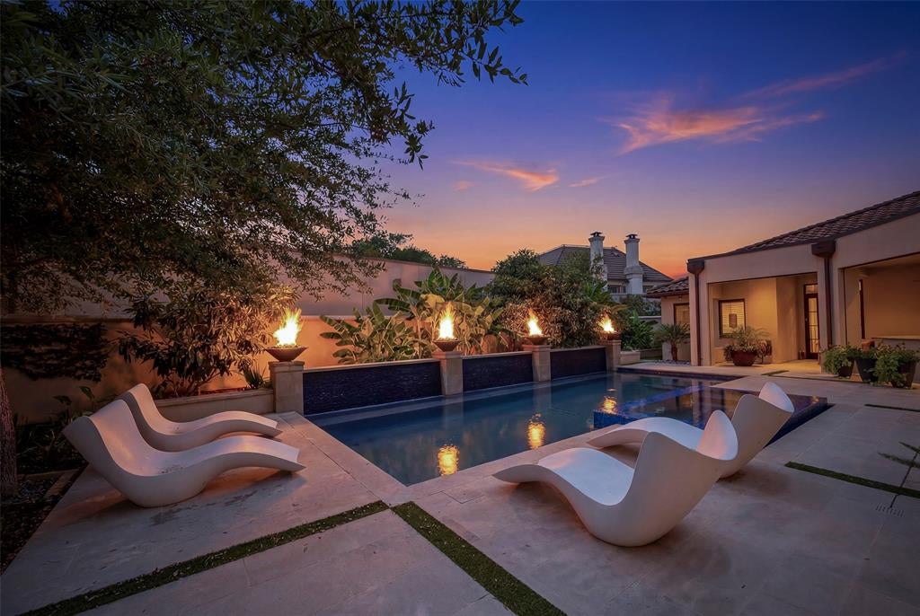 220 La Jolla Cove
