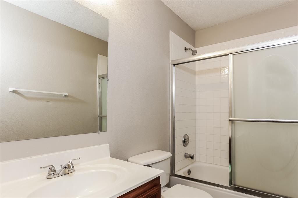 Lake Port Village Add - Residential Lease