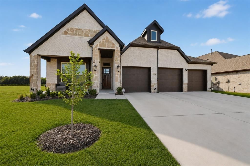 Photo of 1116 Alaska Drive, Forney, TX 75126 (MLS # 21320706)