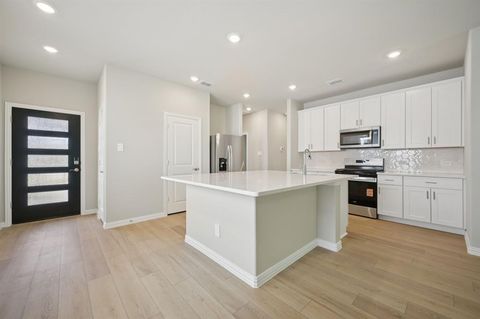 518 Clover Creek Drive Princeton TX 75071