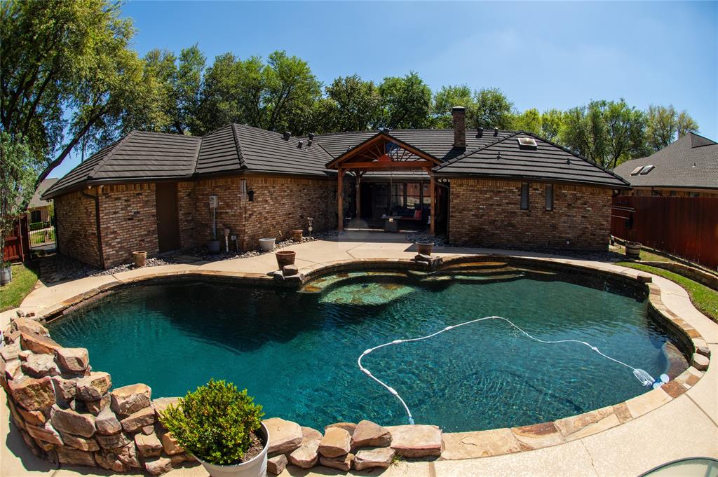 5601 Dye Drive