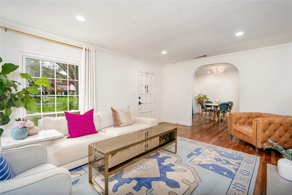 1511 Verano Drive