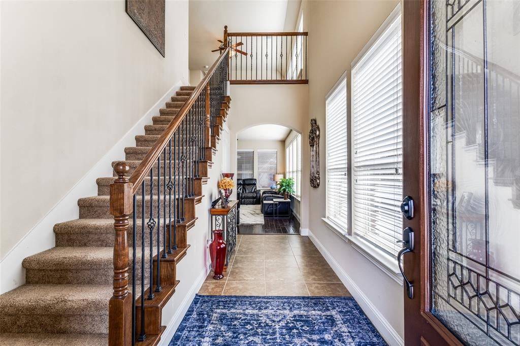 817 Deer Ridge Trail