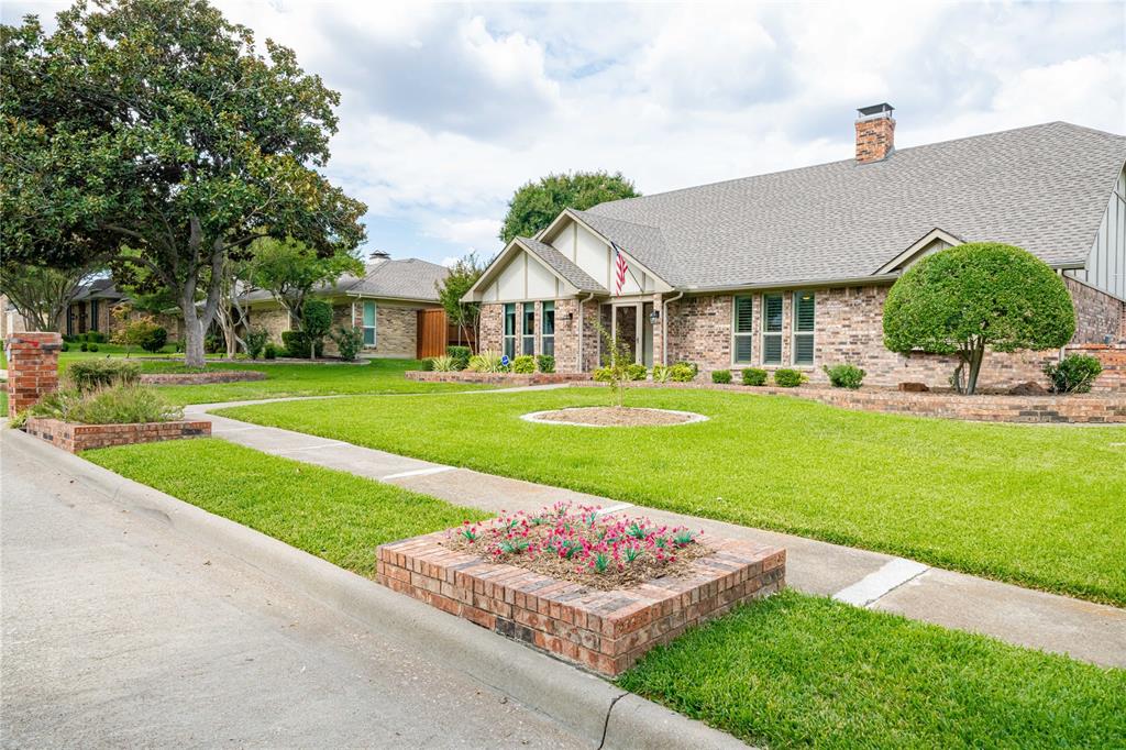 1809 Lake Crest Lane