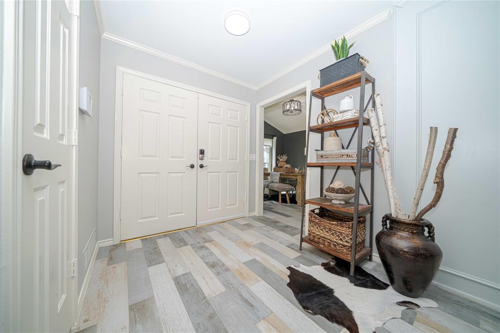 1809 Lake Crest Lane