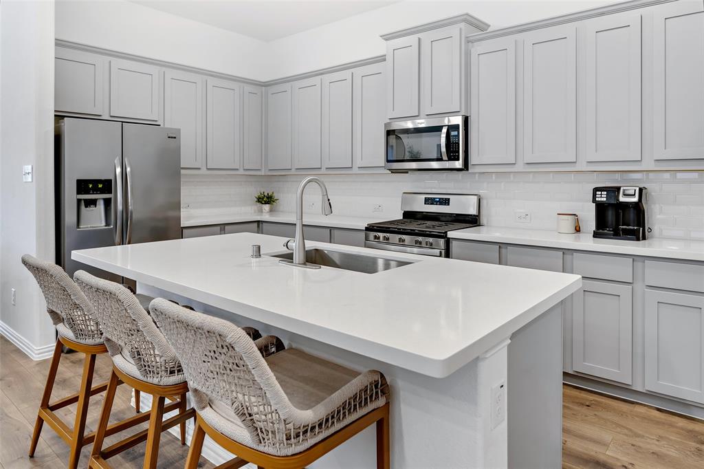 2434 Solomons Place