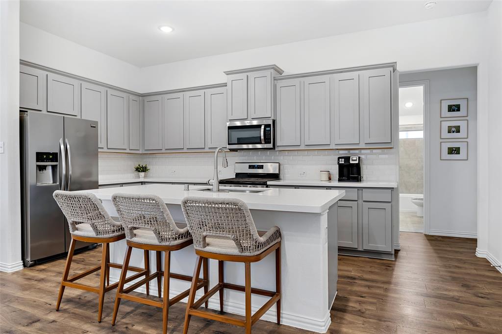 2434 Solomons Place
