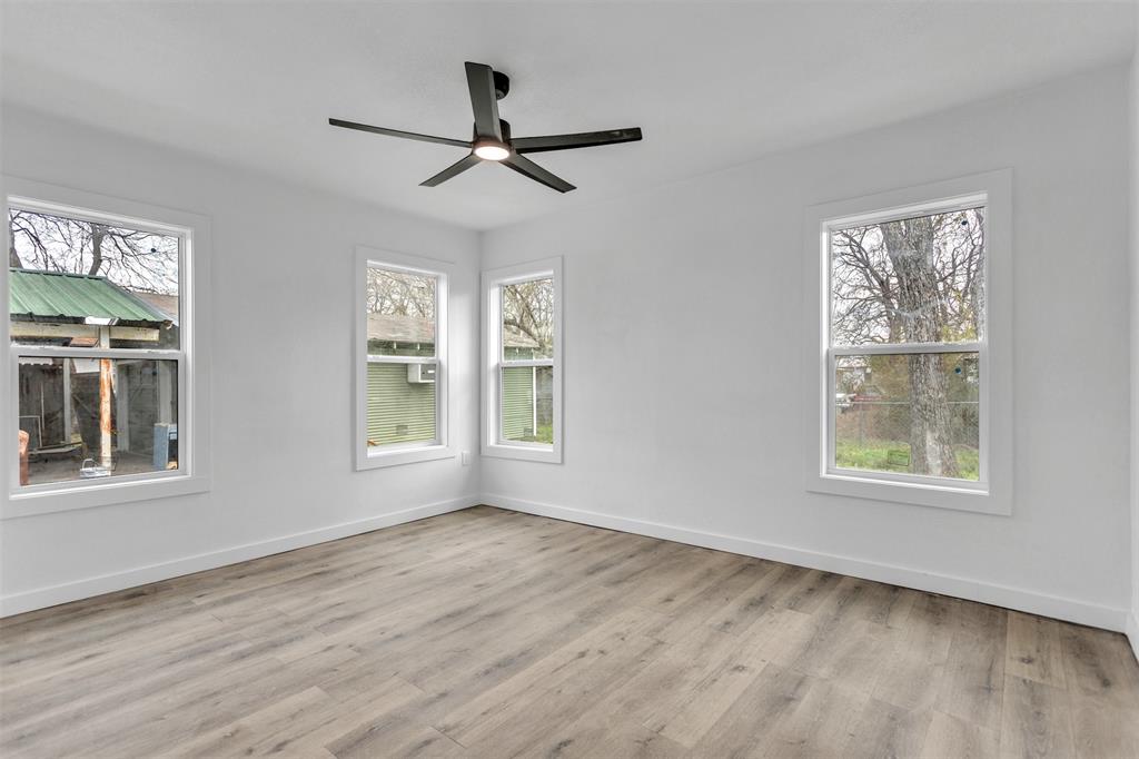 R B Longbotham - Residential