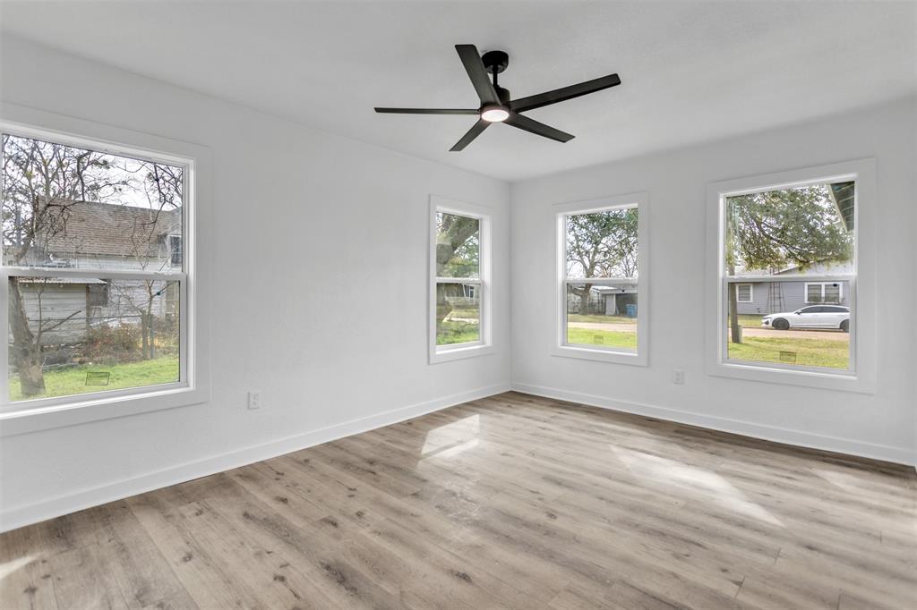 R B Longbotham - Residential