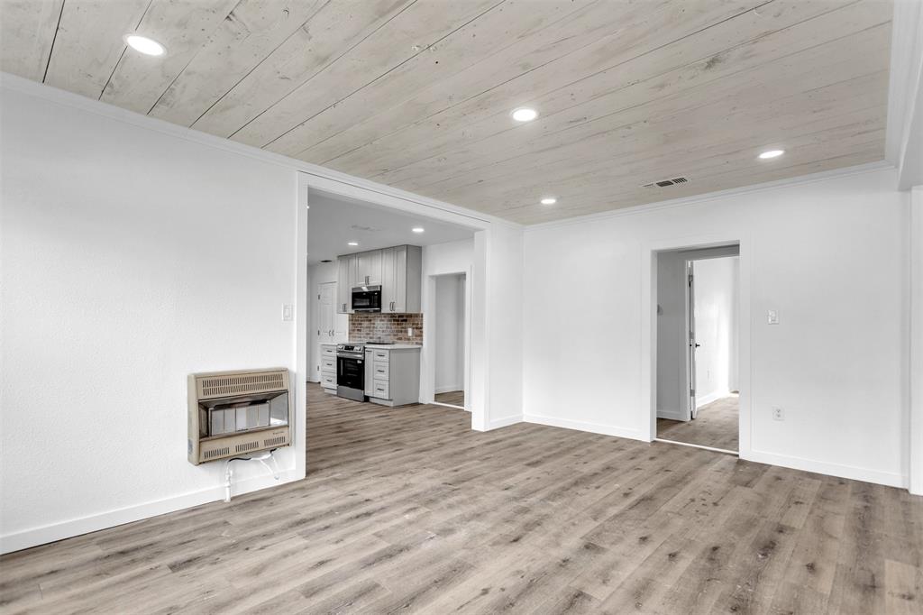 R B Longbotham - Residential