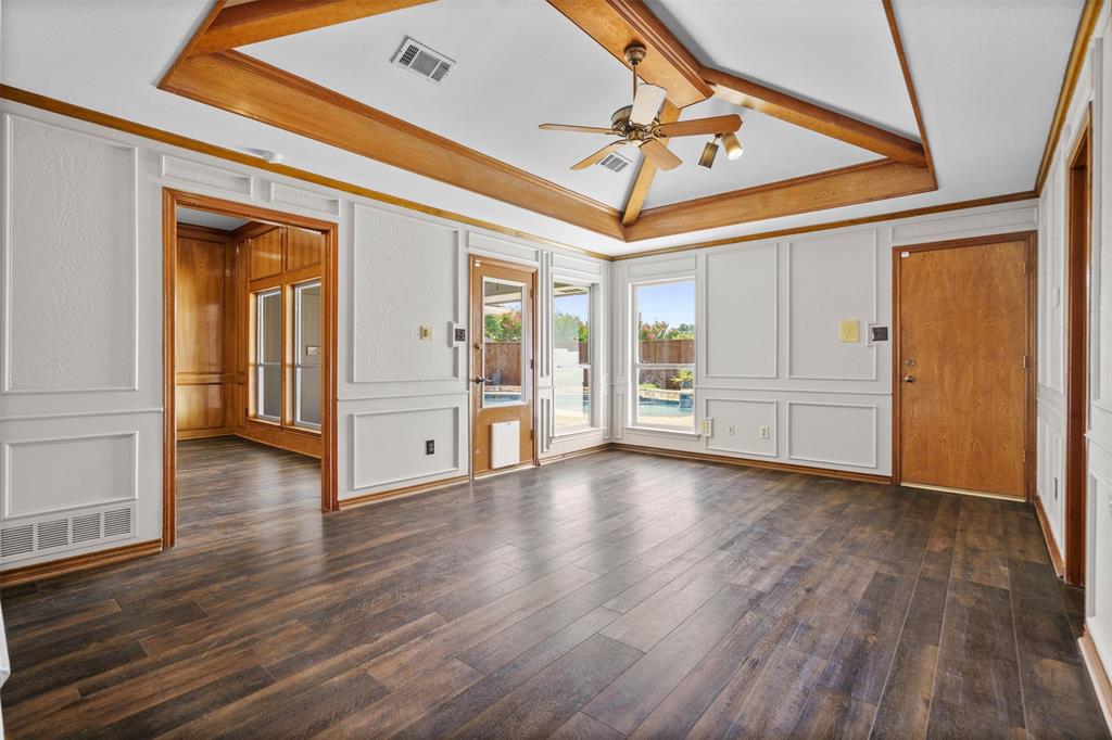 2112 Evergreen Drive