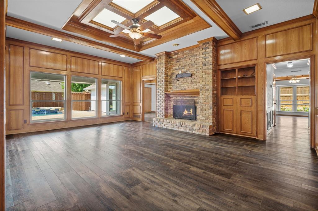 2112 Evergreen Drive