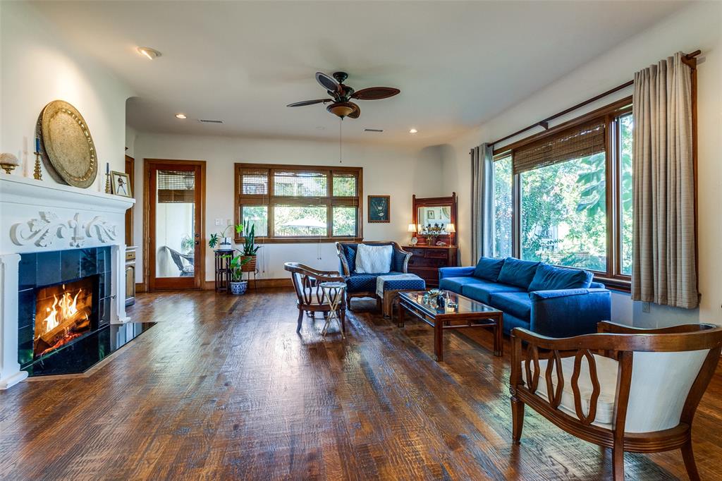 Daniels Ed W - Residential