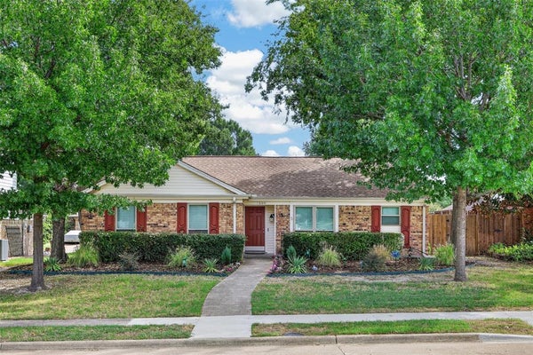 1600 VERA CRUZ DR, PLANO, TX 75074 - Image 8f02ee7a169a085a8bb76767d64f43bb/4118785551