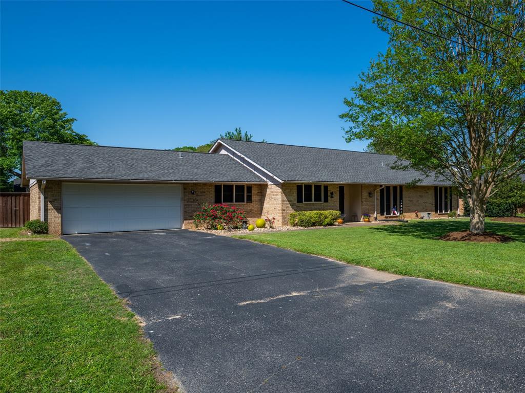 513 Sunnyside Drive