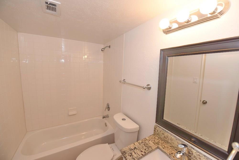 Gilbert Condo 4033 - Residential Lease