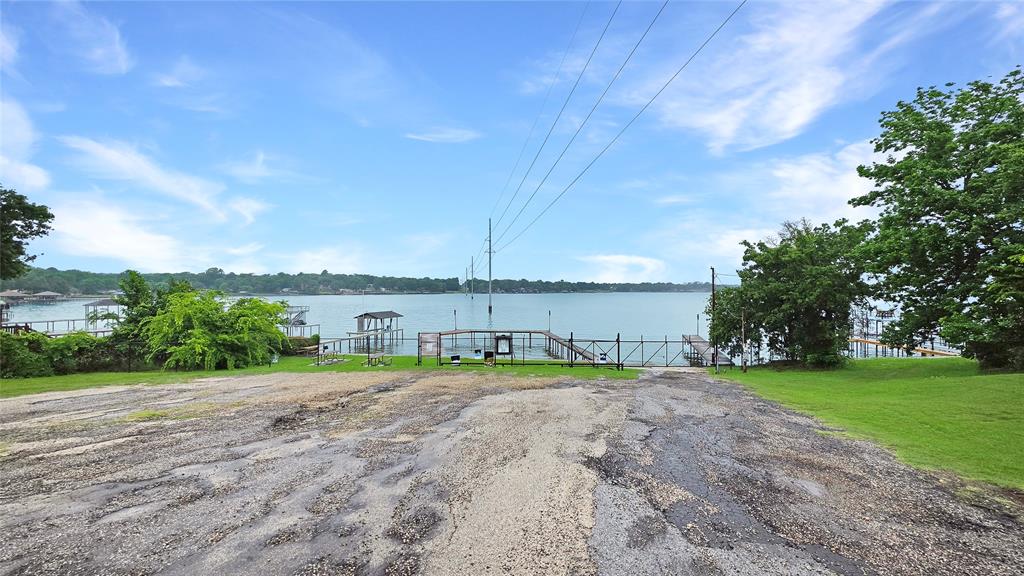Cedarcrest Shores Estate - Land