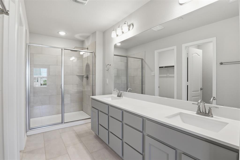Brentwood Place - Residential