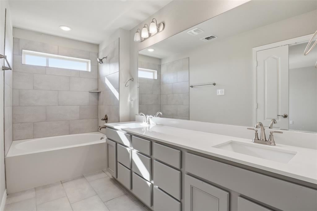 Brentwood Place - Residential
