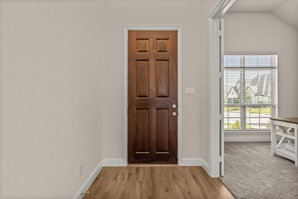 2506 Williamsburg Drive