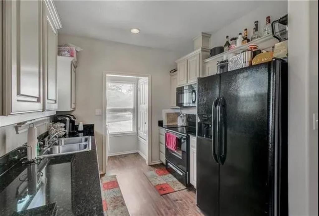 Sealey Ridge - Residential Lease