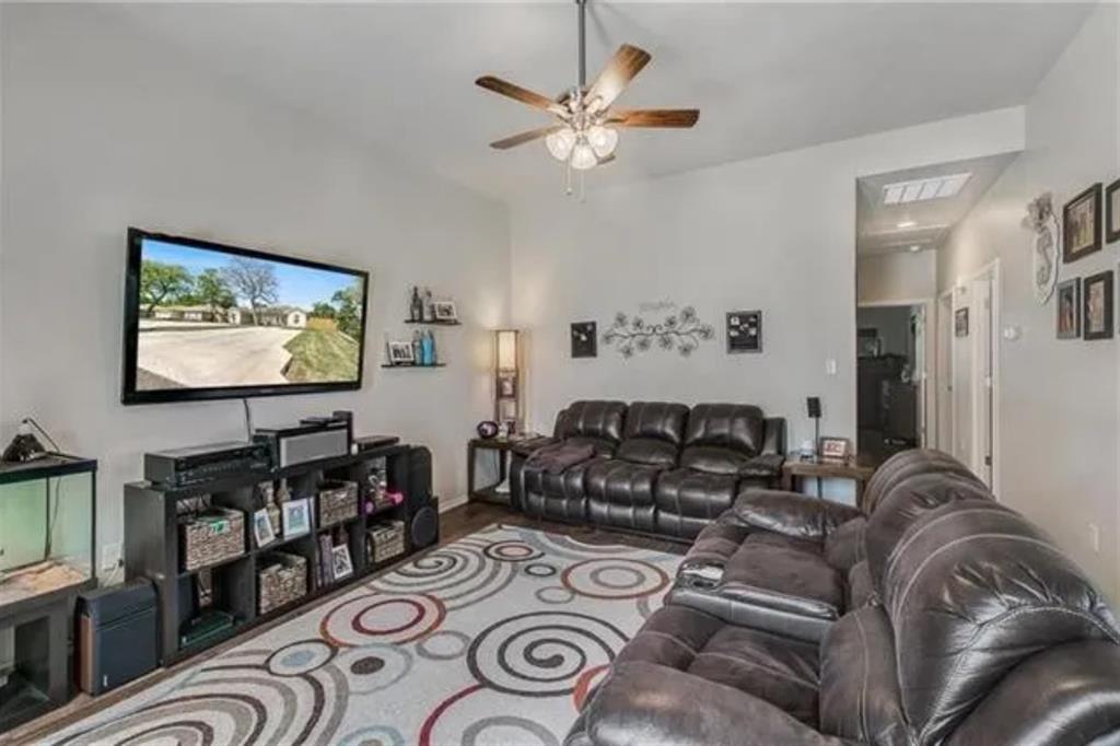 Sealey Ridge - Residential Lease