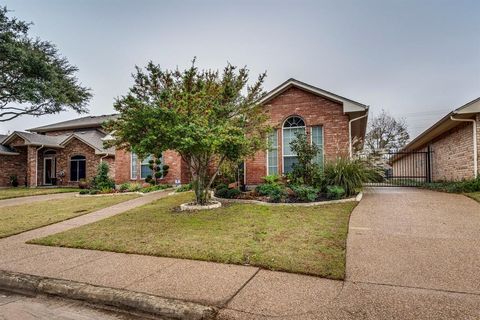 A home in Waxahachie