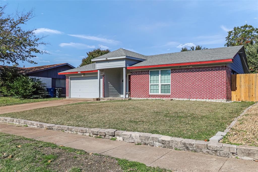 3217 Lariat Lane