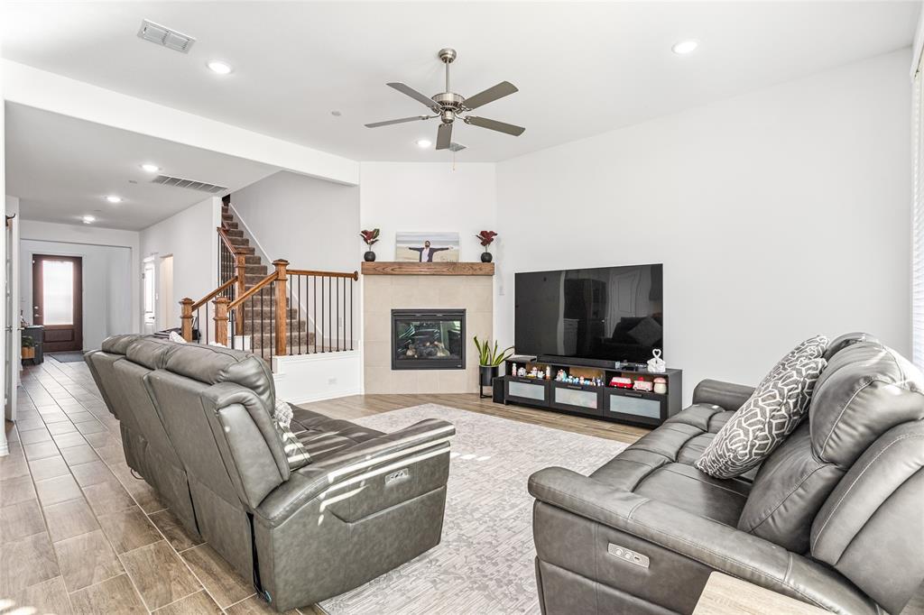 2096 Creekbluff Circle