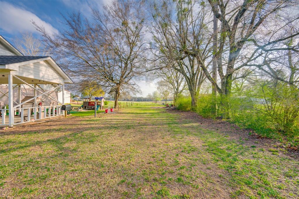 A166 R CRAVENS SURVEY - Residential