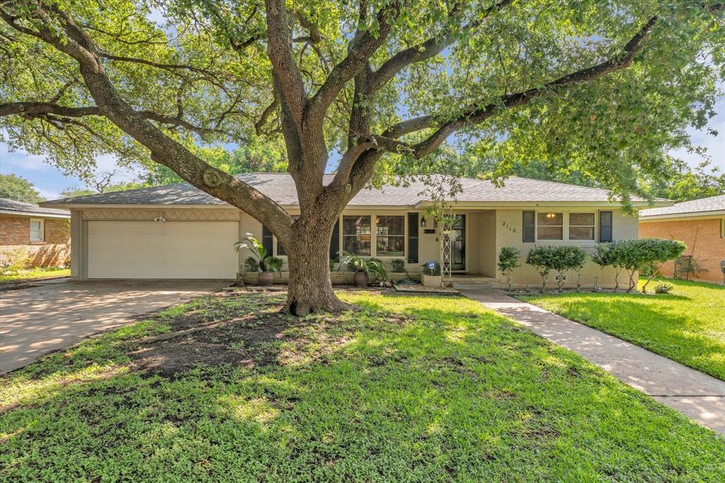 2113 Trinity Drive