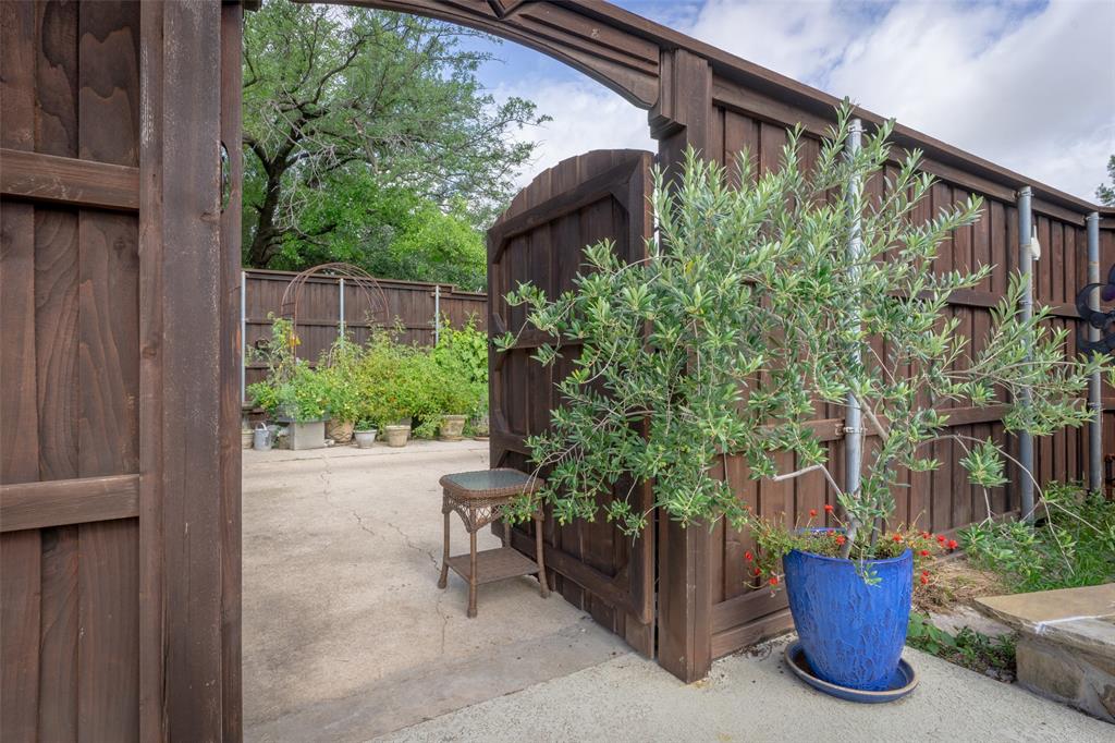 J J Pearce Sec 01 - Residential