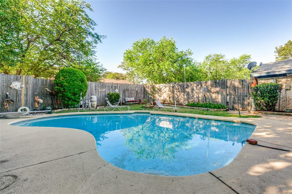 44 Merrie Circle