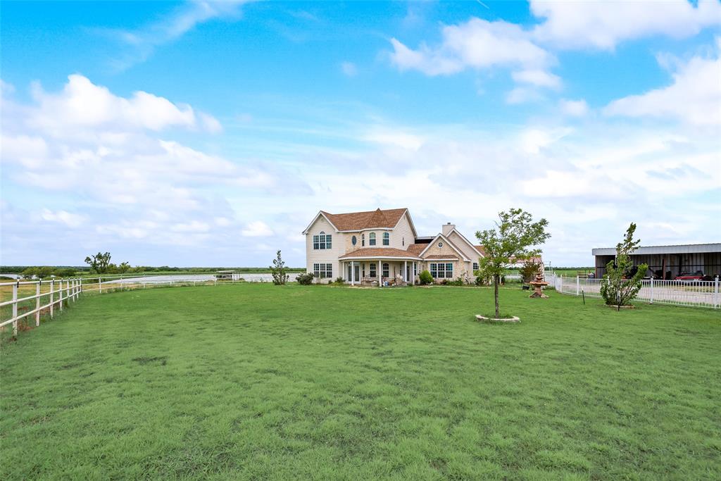 5646 N US Highway 69