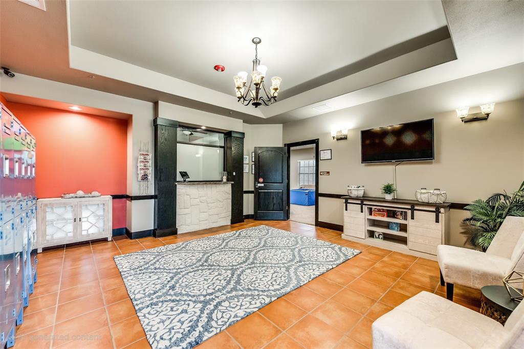 9500 Lakeview Parkway 300