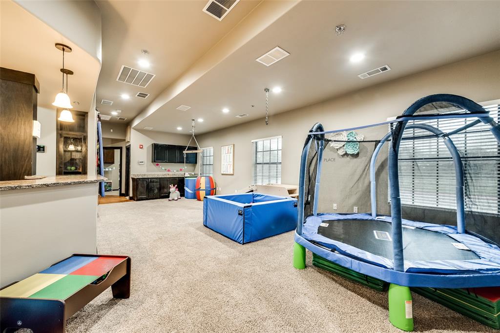 9500 Lakeview Parkway 300