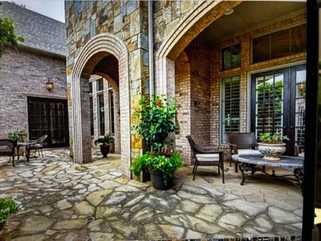 Shady Hollow Estates - Residential