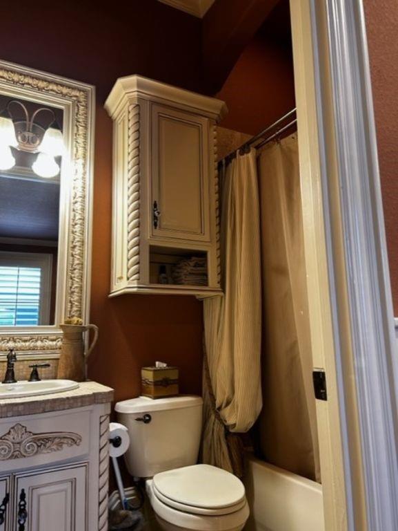 Shady Hollow Estates - Residential