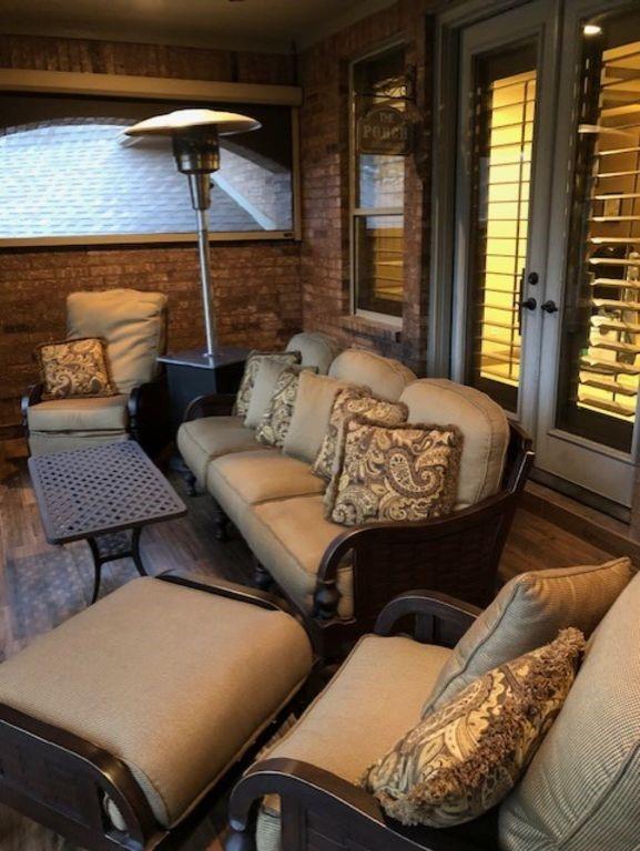 Shady Hollow Estates - Residential